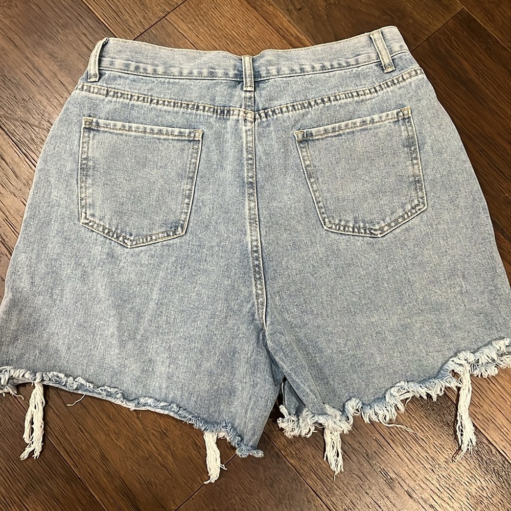 Buddy Love Rhinestone Shorts - Picture 3 of 4